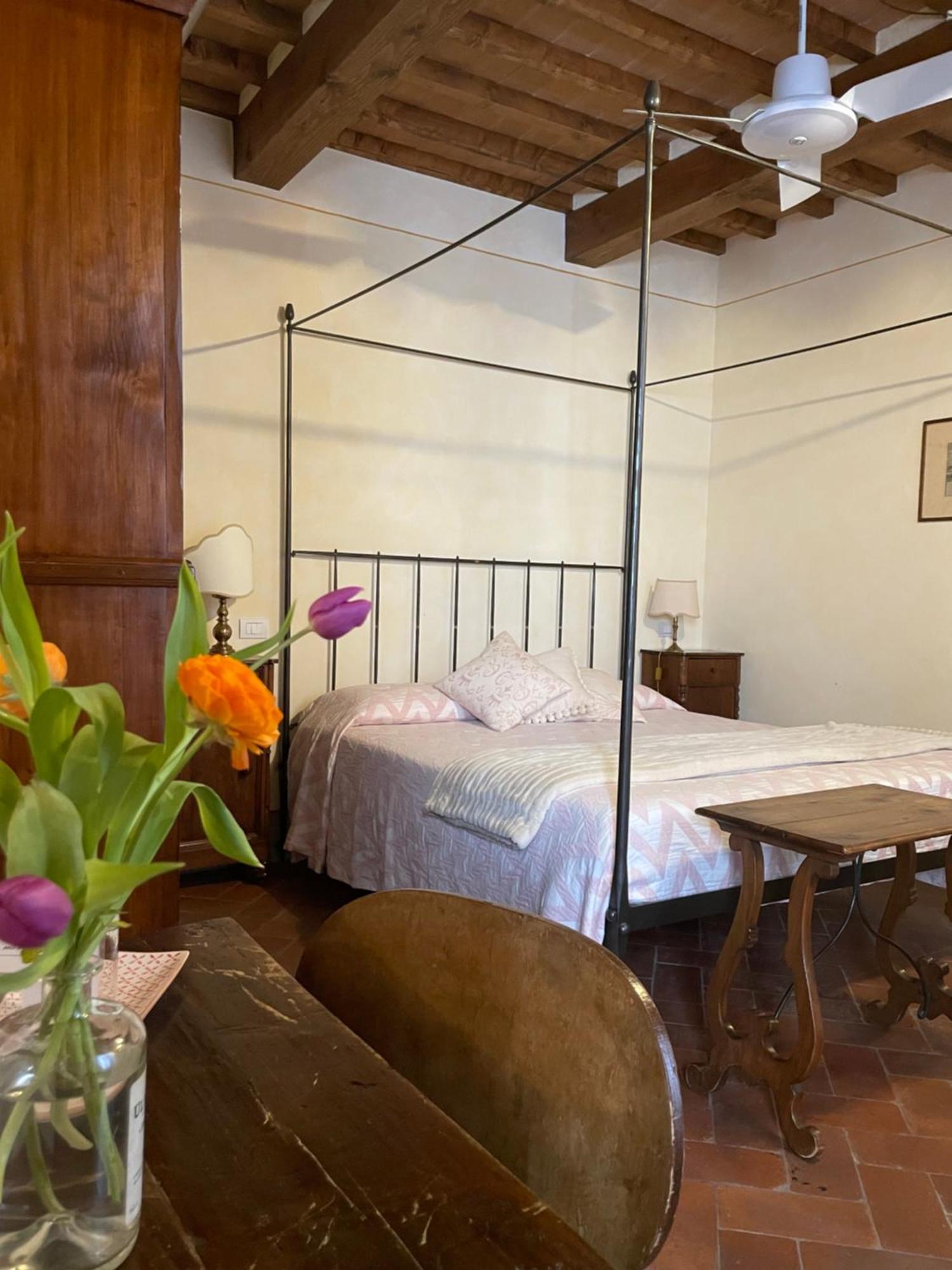 Locanda Antico Borgo ชิวิเตลลาอินวัลดิเคียนา ภายนอก รูปภาพ